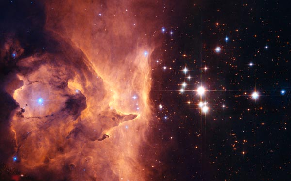 Heavyweight Stars Light Up Nebula NGC 6357