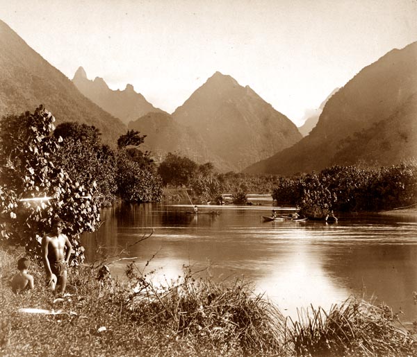 Tahiti. Rivière de Taubira (Presquîle de Taïarapu)